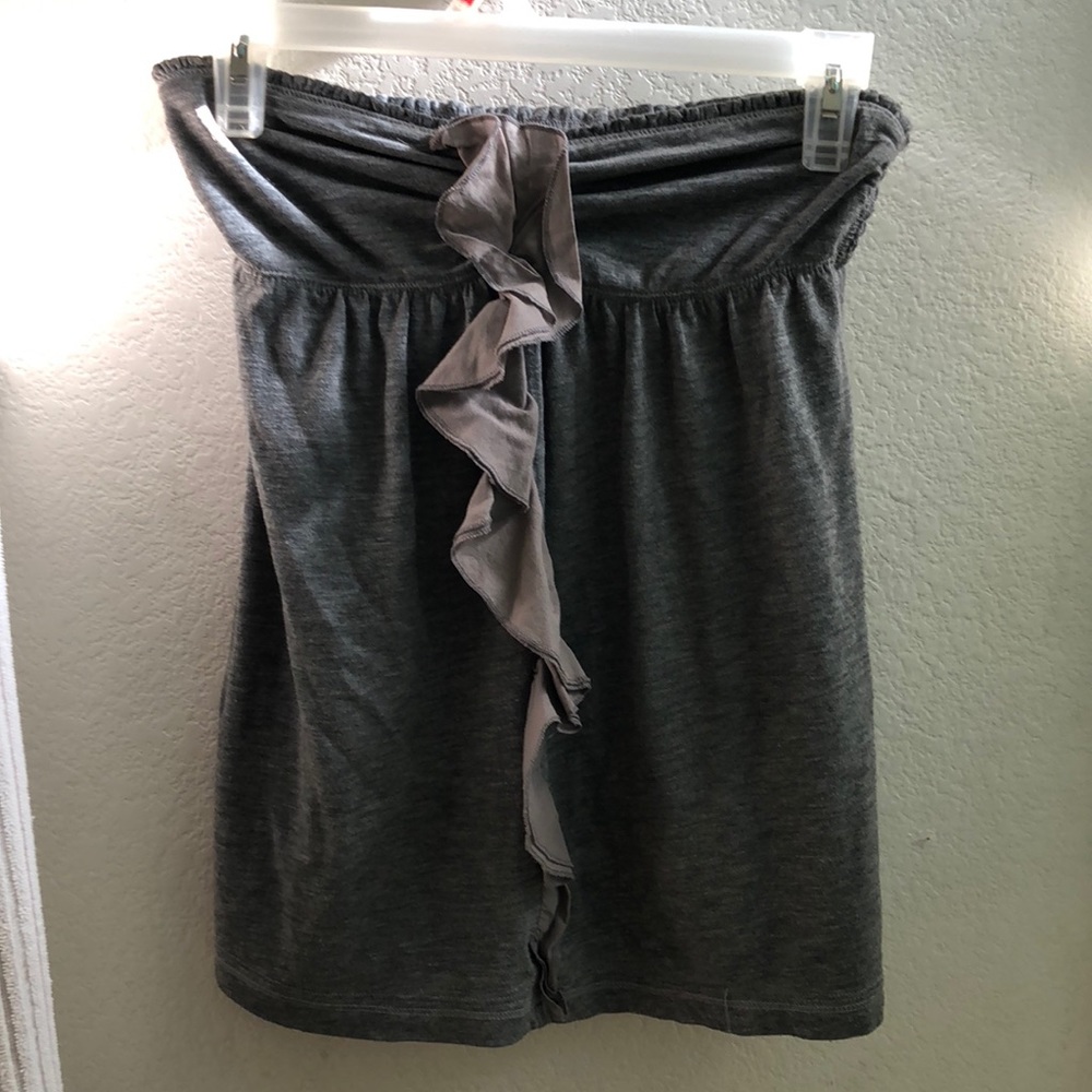 A&F RUFFLE TOP - Picture 2 of 6